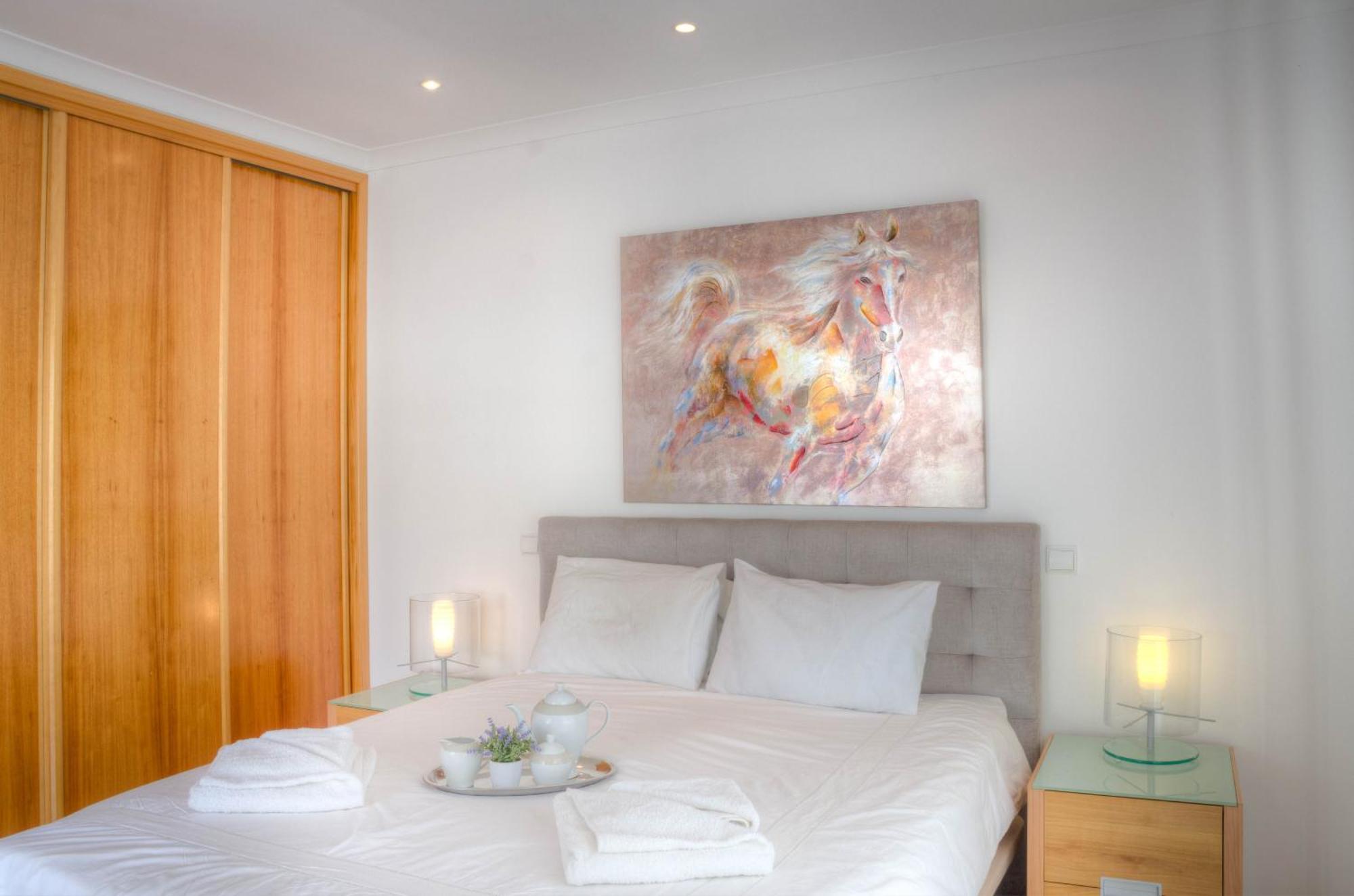 Villa Montanha, Luxury Coastal Villa, With Swimming Pool, Loungers And Alfresco Dining, 10 Min Walk To The Beautiful Praia Da Luz Beach, Shops, Bars And Restaurants! Bagian luar foto